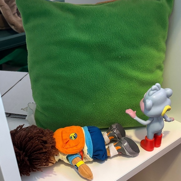 Dora the explorer Pillow and Toy Set Go Diego go Boots - Picture 2 of 3